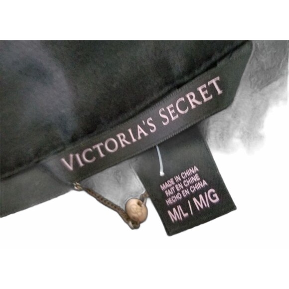 Victoria's Secret Black Satin Short Belted Pockets Size Medium/Large - Picture 3 of 3